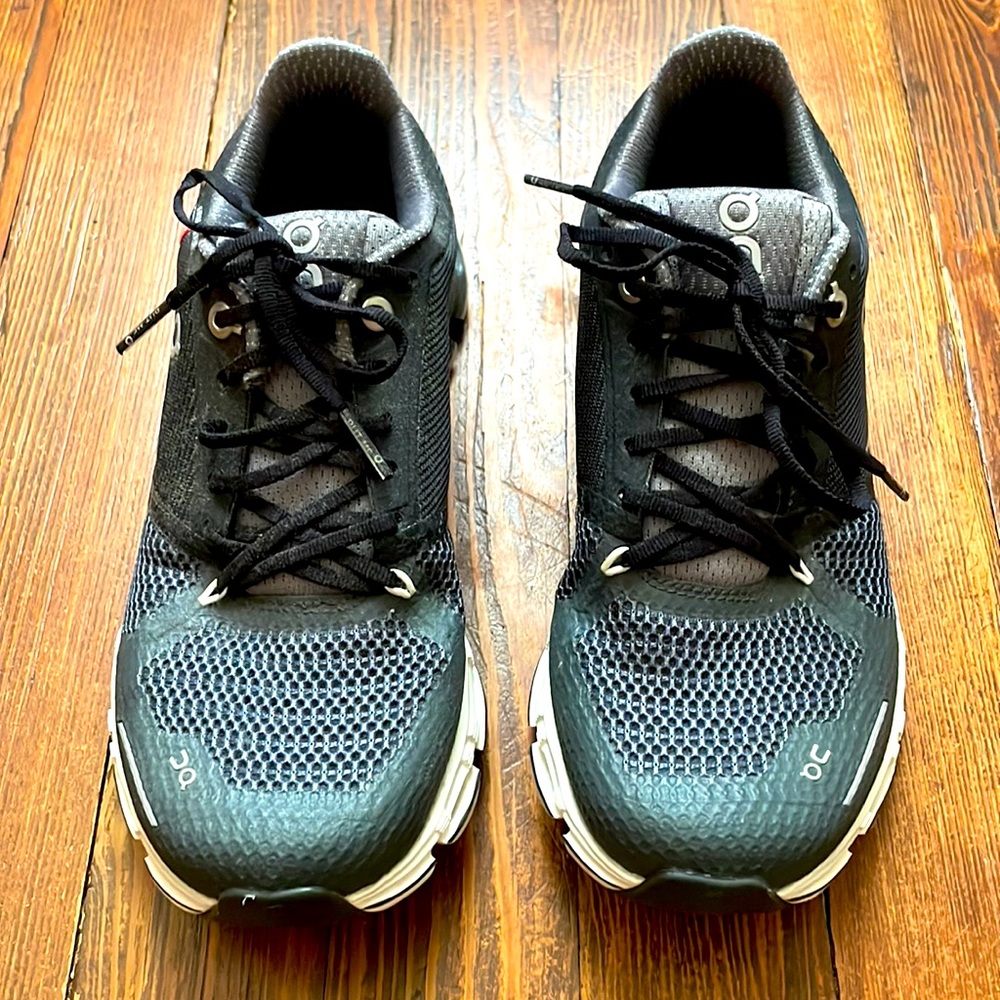 On Cloudflyer Sneakers